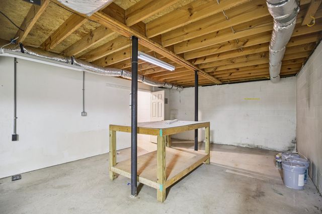 4026 Windland Dr, Springfield, TN 37172