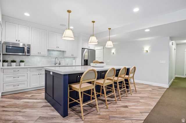 1374 W CHESTNUT CT, Farmington, UT 84025
