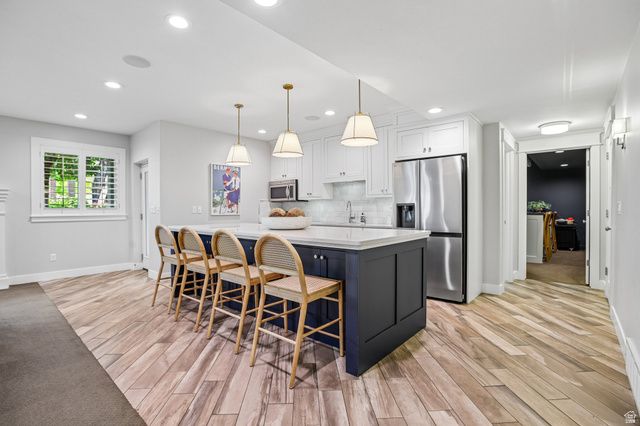 1374 W CHESTNUT CT, Farmington, UT 84025