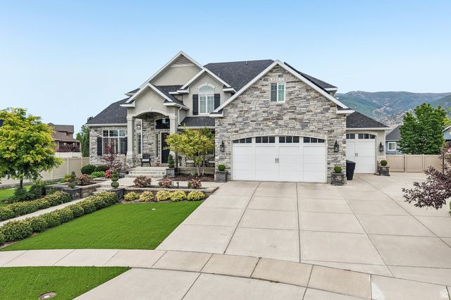 1374 W CHESTNUT CT, Farmington, UT 84025