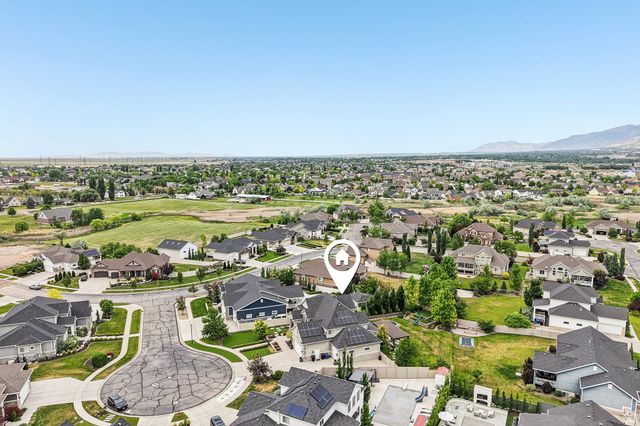 1374 W CHESTNUT CT, Farmington, UT 84025