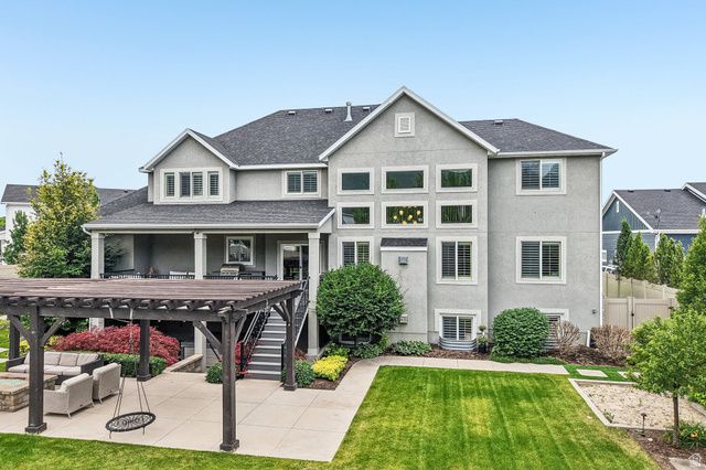 1374 W CHESTNUT CT, Farmington, UT 84025