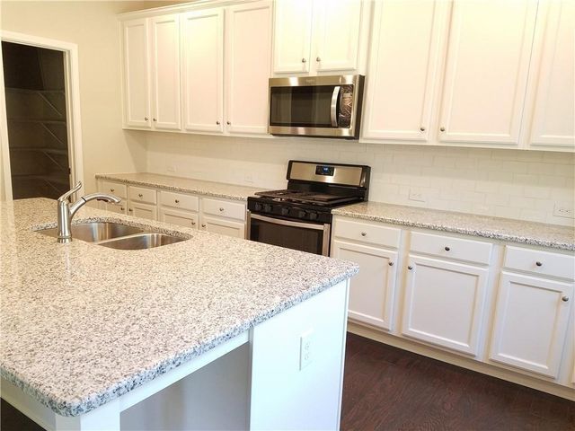 3335 Ivy farm Path, Buford, GA 30519
