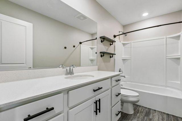 2370 Southwind Boulevard, South Elgin, IL 60177