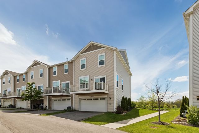 2370 Southwind Boulevard, South Elgin, IL 60177