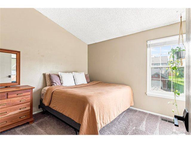 6883 S Dover Way, Littleton, CO 80128