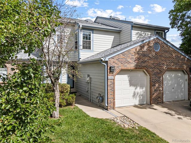 6883 S Dover Way, Littleton, CO 80128