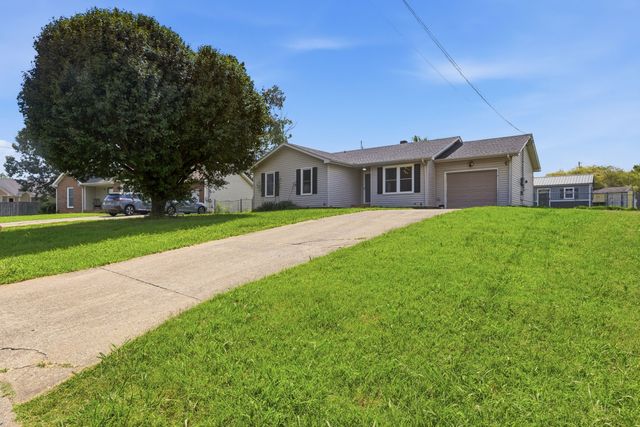 2660 Keyland Dr, Clarksville, TN 37040