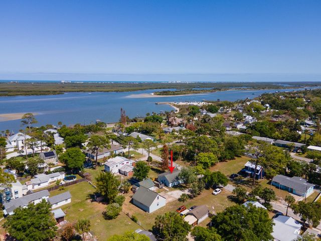 121 E PALM WAY, Edgewater, FL 32132