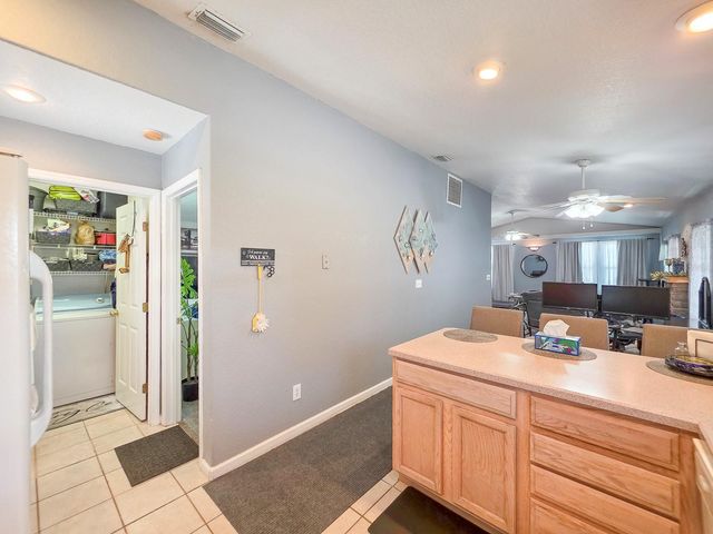 121 E PALM WAY, Edgewater, FL 32132