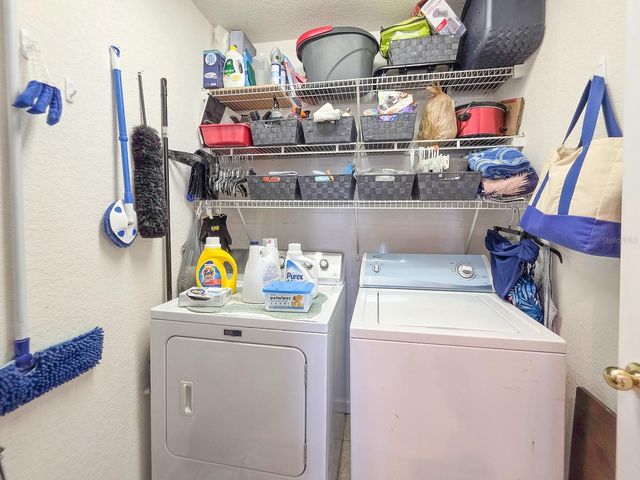 121 E PALM WAY, Edgewater, FL 32132