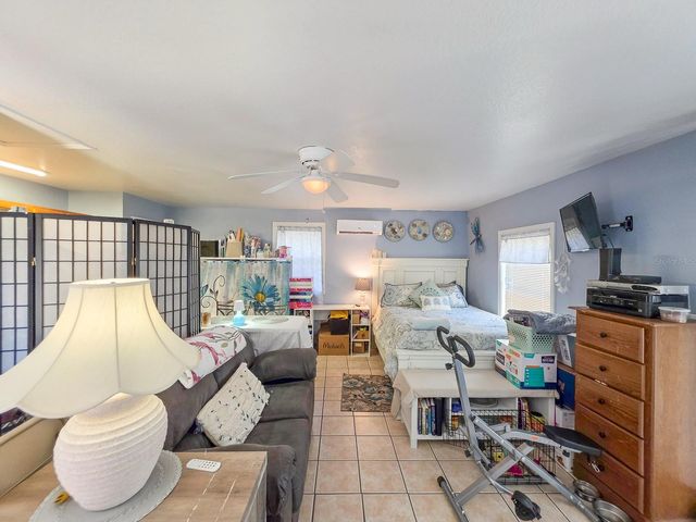 121 E PALM WAY, Edgewater, FL 32132