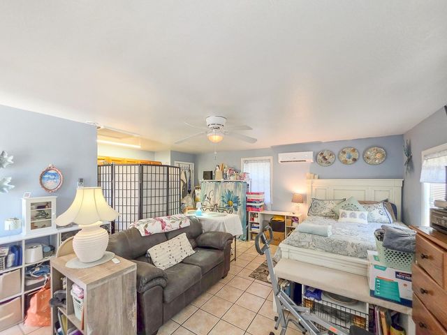 121 E PALM WAY, Edgewater, FL 32132