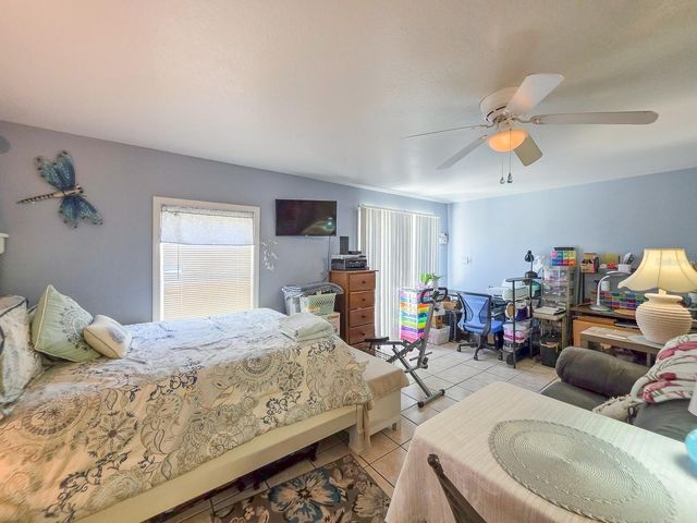 121 E PALM WAY, Edgewater, FL 32132