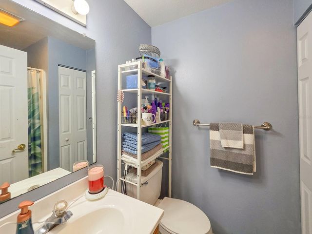 121 E PALM WAY, Edgewater, FL 32132