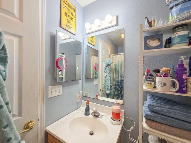 121 E PALM WAY, Edgewater, FL 32132