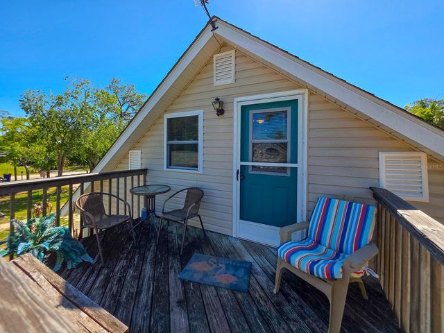 121 E PALM WAY, Edgewater, FL 32132