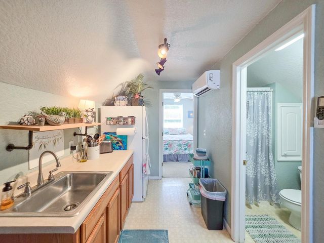 121 E PALM WAY, Edgewater, FL 32132