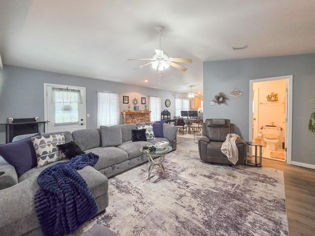 121 E PALM WAY, Edgewater, FL 32132