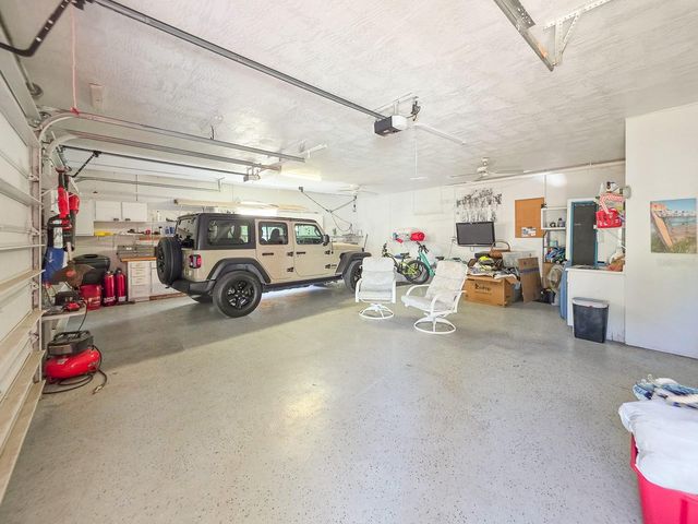 121 E PALM WAY, Edgewater, FL 32132