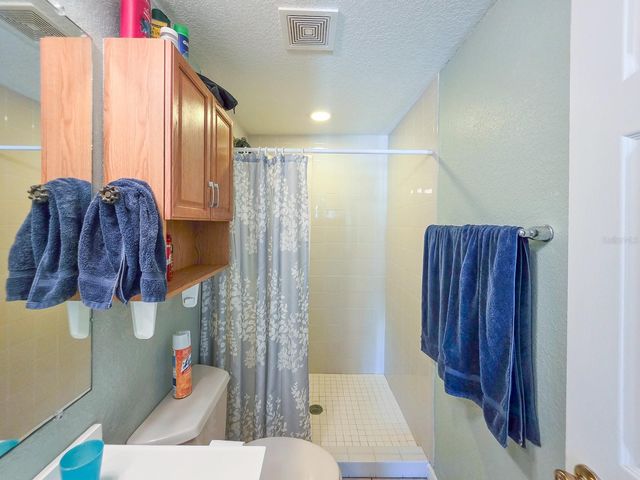 121 E PALM WAY, Edgewater, FL 32132