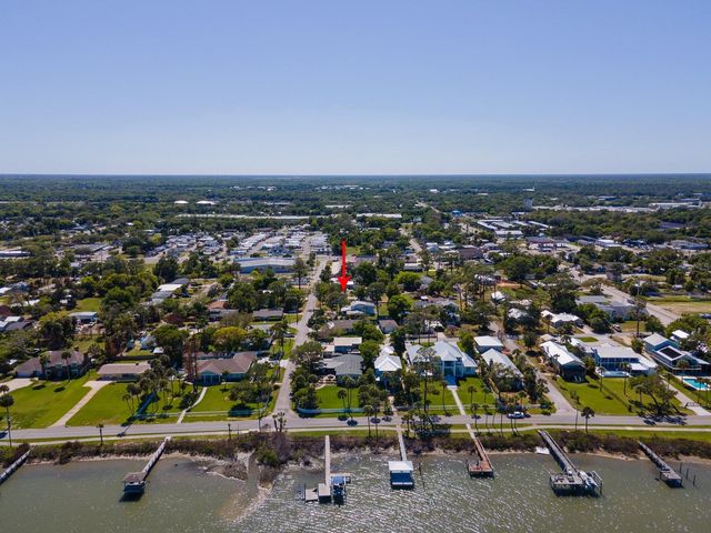121 E PALM WAY, Edgewater, FL 32132