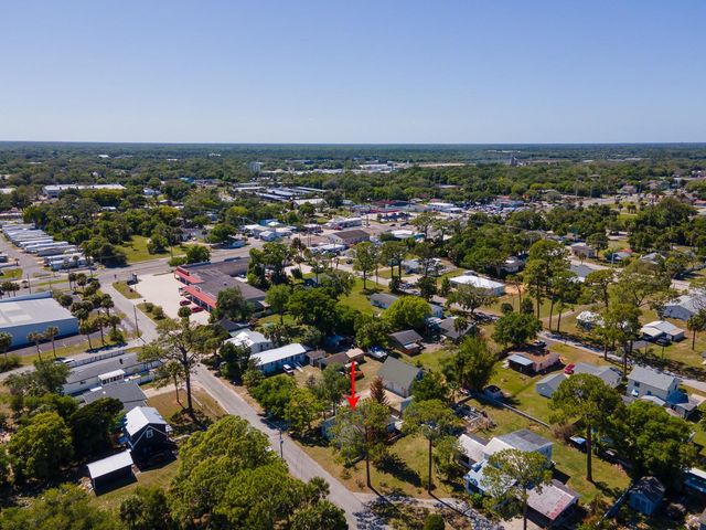 121 E PALM WAY, Edgewater, FL 32132