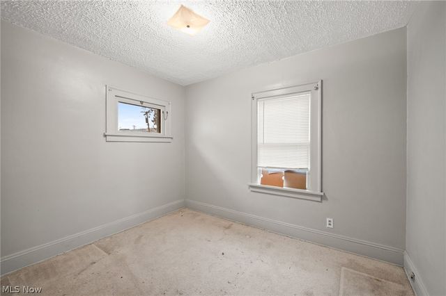 1646 Grace Avenue, Lakewood, OH 44107