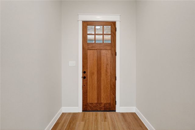 125 Turnrow Cove, Snook, TX 77878