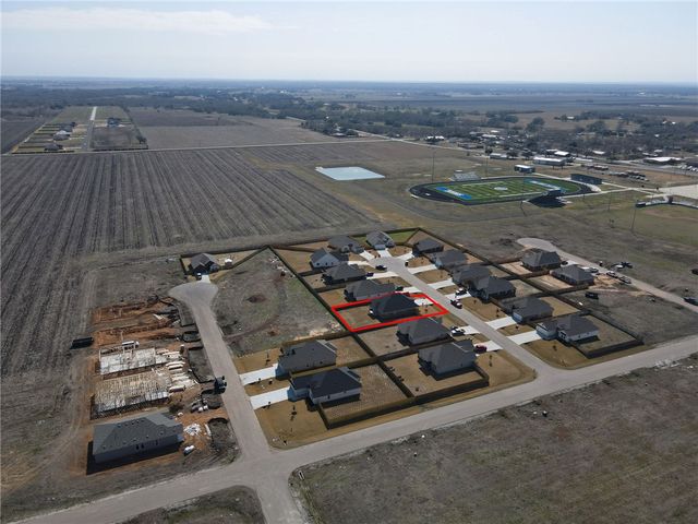 125 Turnrow Cove, Snook, TX 77878