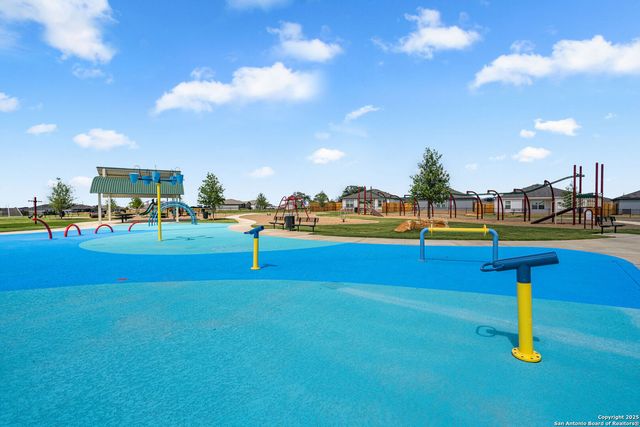 16108 Farmer, Lytle, TX 78052