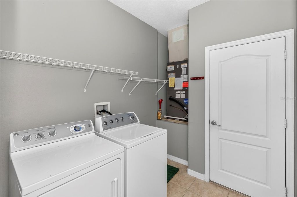Image 21 of property listing at 14249 QUEENSIDE STREET, Orlando, FL 32824