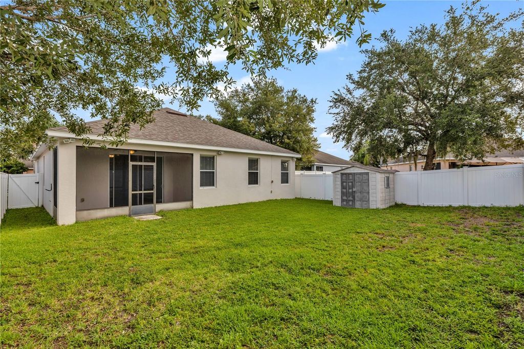 Image 23 of property listing at 14249 QUEENSIDE STREET, Orlando, FL 32824