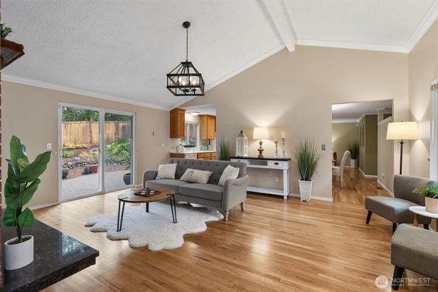 14542 167th Place SE, Renton, WA 98059