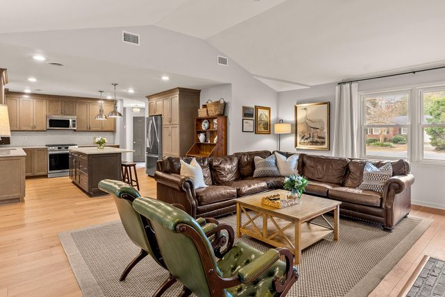 808 Bruce Street, Charleston, SC 29412