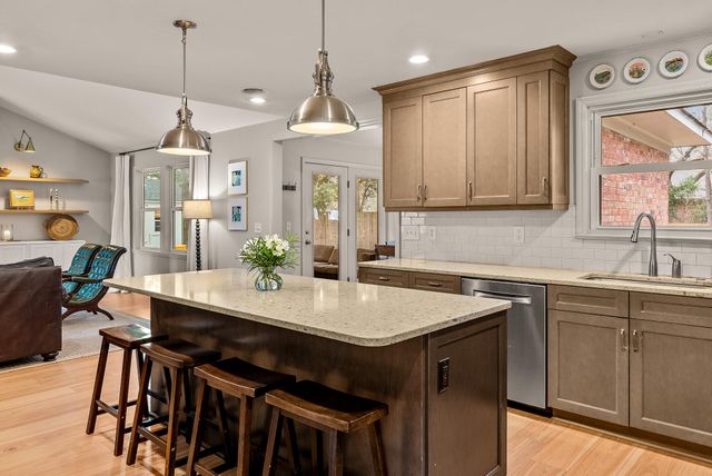 808 Bruce Street, Charleston, SC 29412