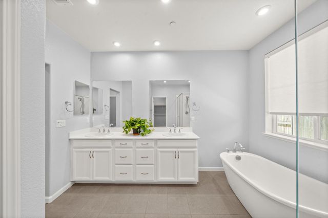10442 Montaria Way, Elk Grove, CA 95757