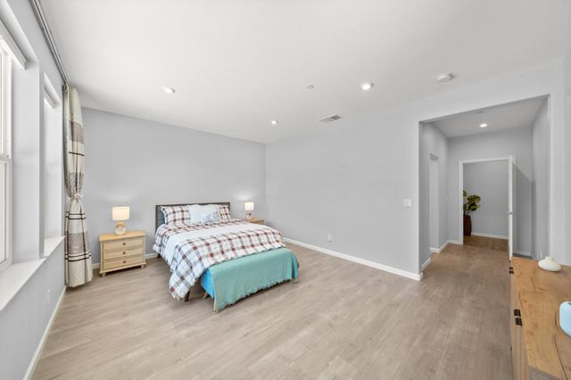10442 Montaria Way, Elk Grove, CA 95757