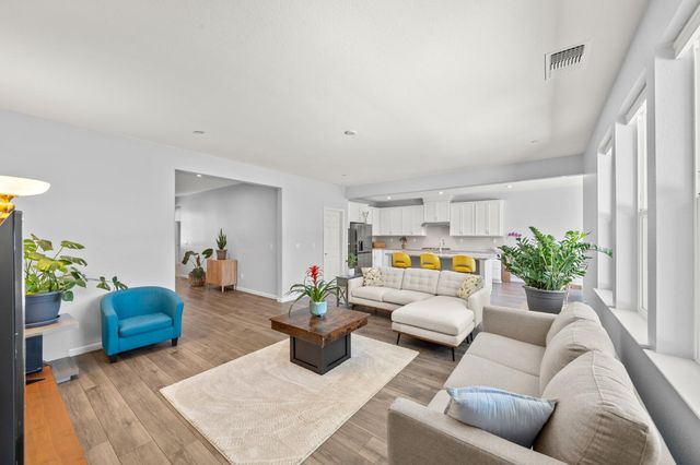 10442 Montaria Way, Elk Grove, CA 95757