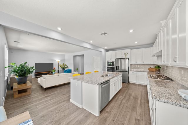 10442 Montaria Way, Elk Grove, CA 95757