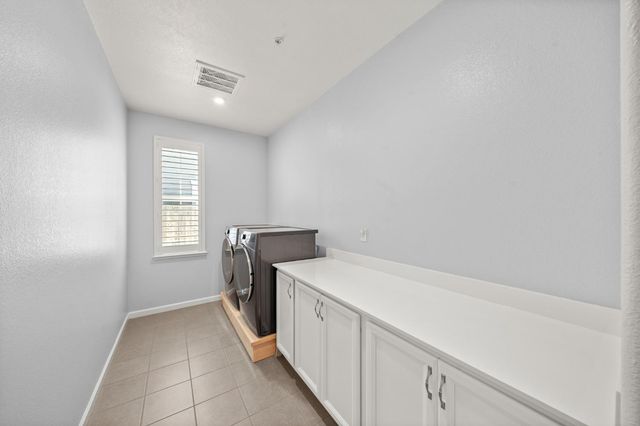 10442 Montaria Way, Elk Grove, CA 95757