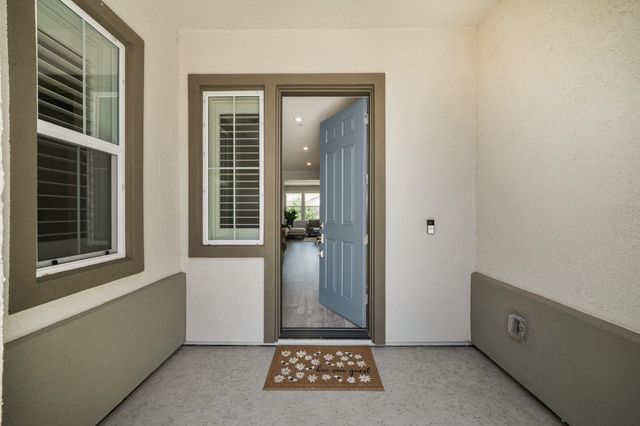 10442 Montaria Way, Elk Grove, CA 95757