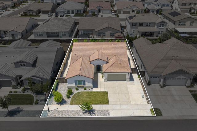 10442 Montaria Way, Elk Grove, CA 95757