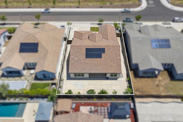 10442 Montaria Way, Elk Grove, CA 95757