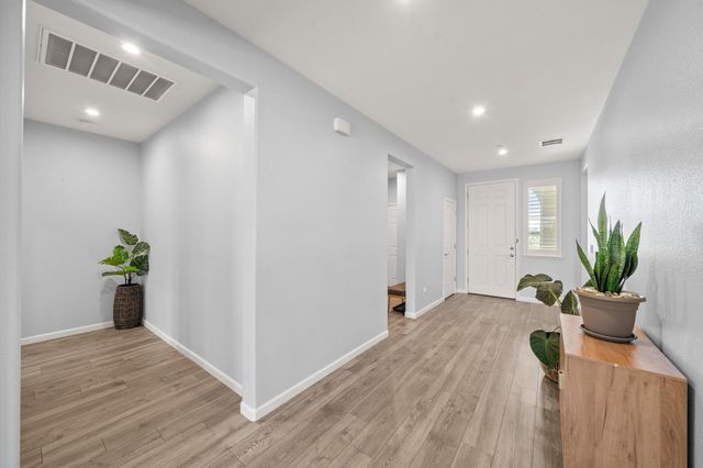 10442 Montaria Way, Elk Grove, CA 95757