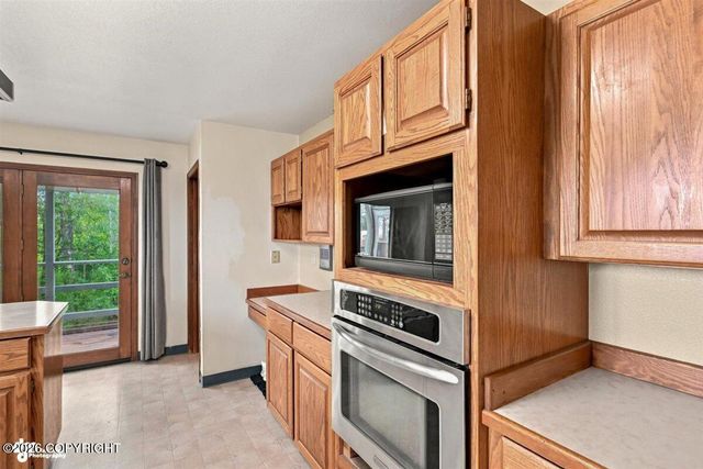 3231 S Caryshea Street, Wasilla, AK 99654