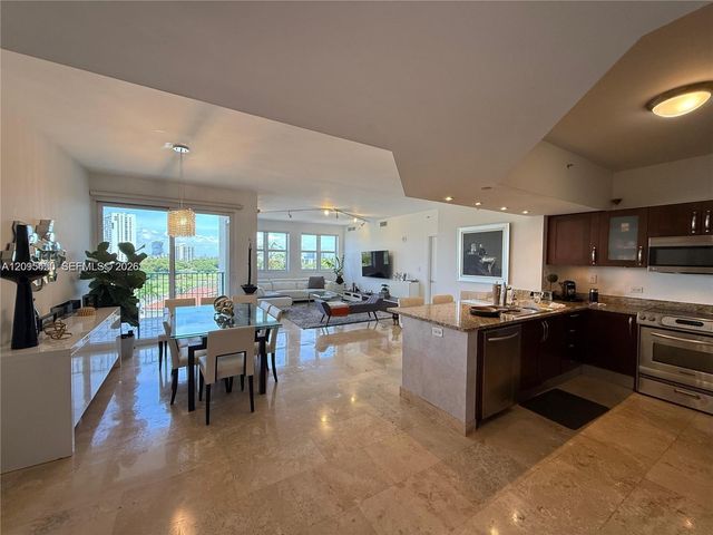 19900 E Country Club Drive 804, Aventura, FL 33180