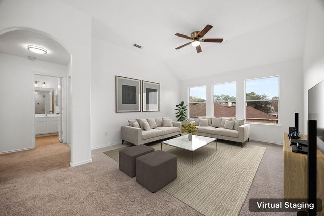 19226 Crescent Pass Drive, Tomball, TX 77375