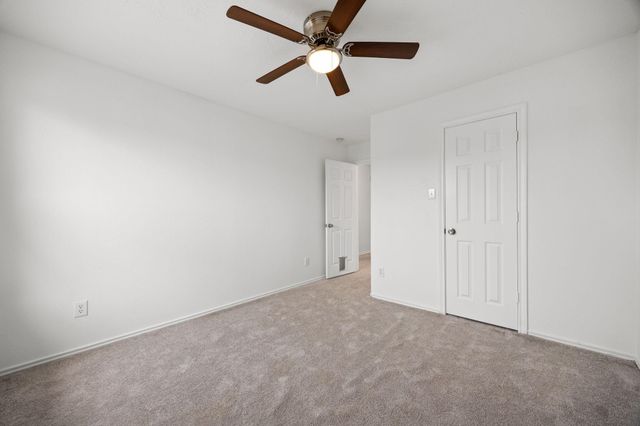 19226 Crescent Pass Drive, Tomball, TX 77375