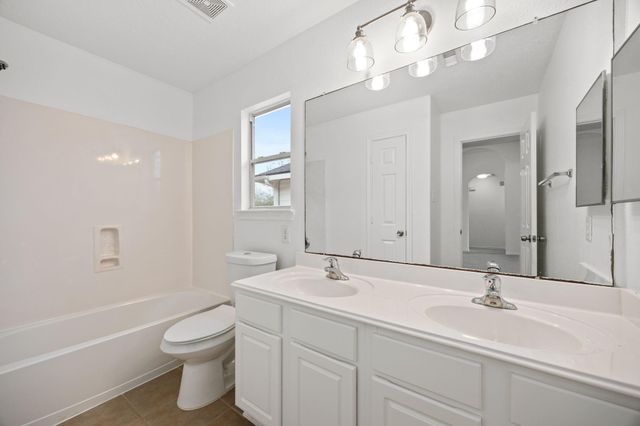 19226 Crescent Pass Drive, Tomball, TX 77375